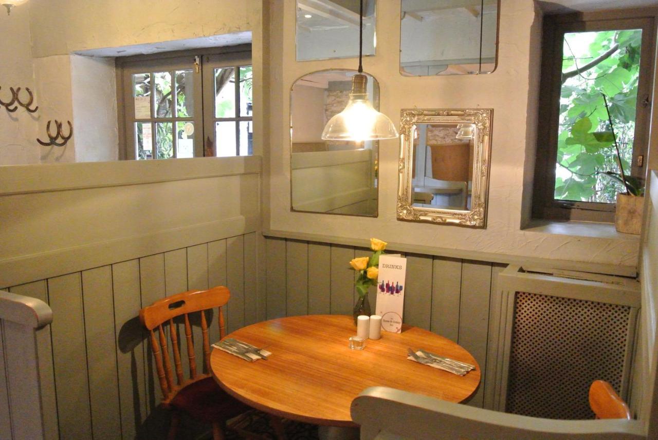 The Horse & Jockey Inn ナイトン エクステリア 写真